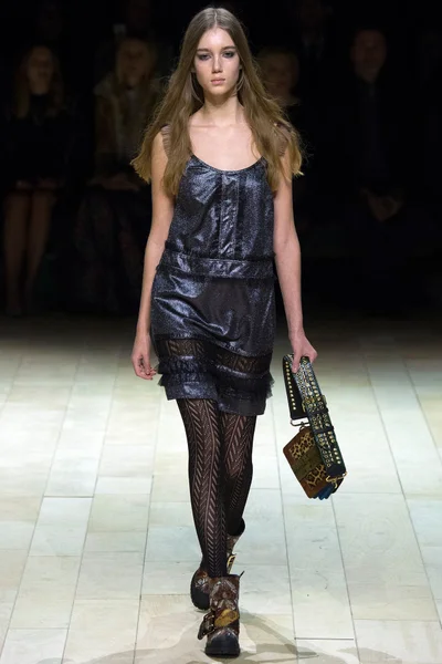 Look 96